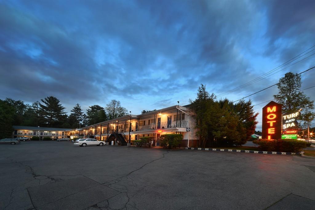 Turf And Spa Motel Саратога-Спрингс Экстерьер фото